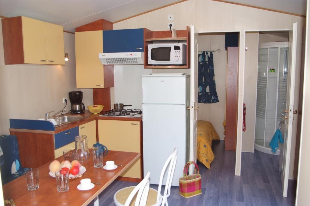 הייר Camping Les Palmiers חדר תמונה