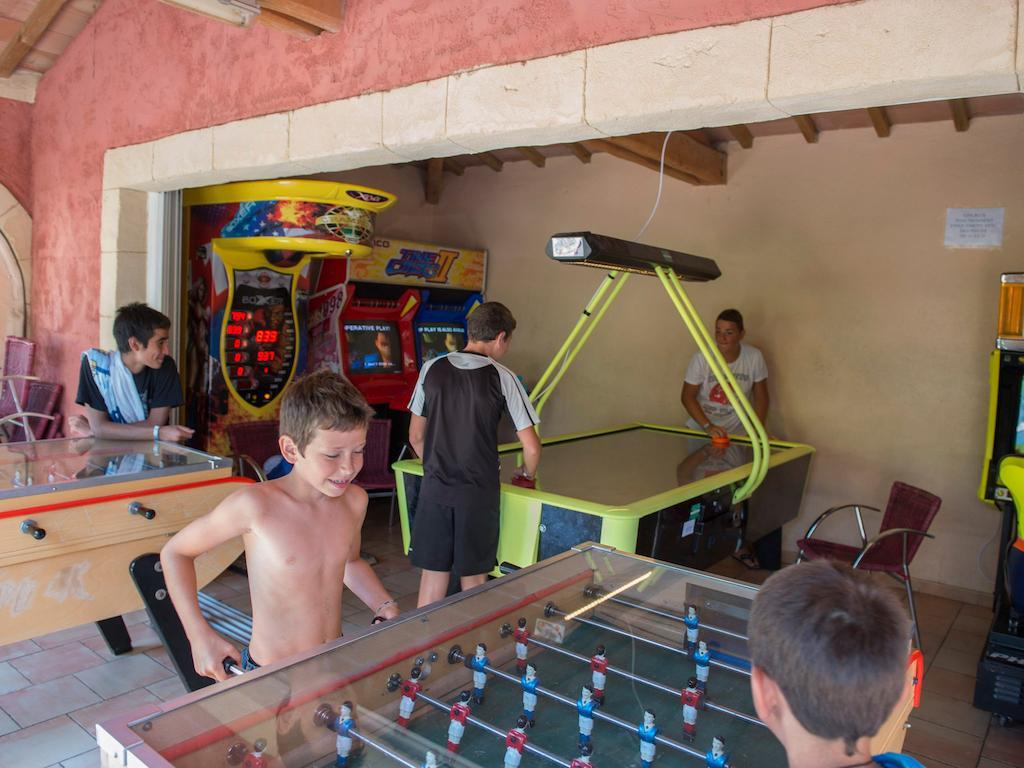 הייר Camping Les Palmiers מראה חיצוני תמונה